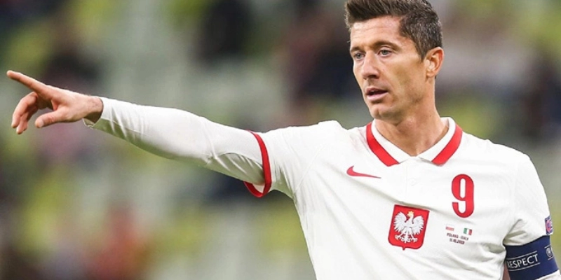 Cầu Thủ Robert Lewandowski