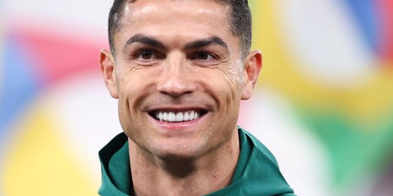 Cầu Thủ Ronaldo